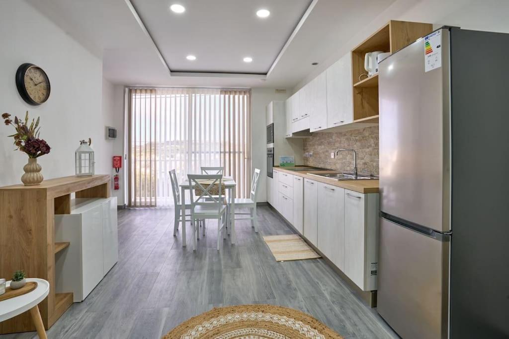 Two Bedroom Apartment In Xemxija, 圣保罗湾城 外观 照片